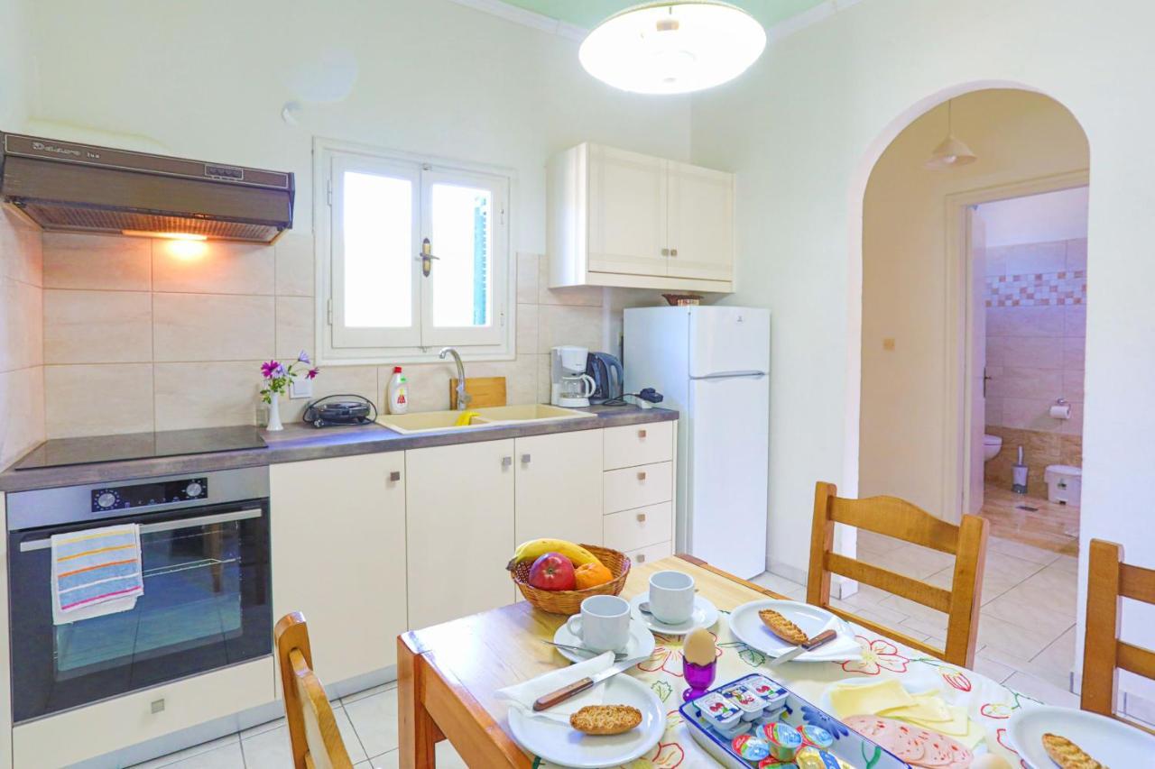 Fran Apartments Agios Spyridon  ภายนอก รูปภาพ